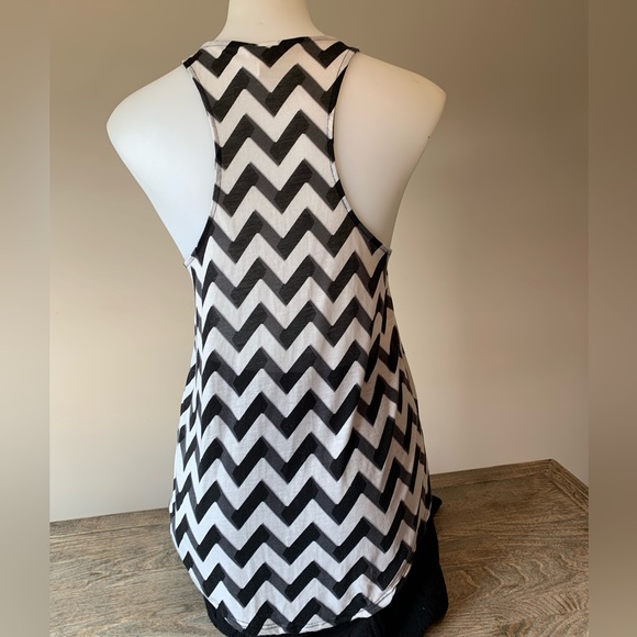 H&M Conscious Tank top - Picture 2 of 3